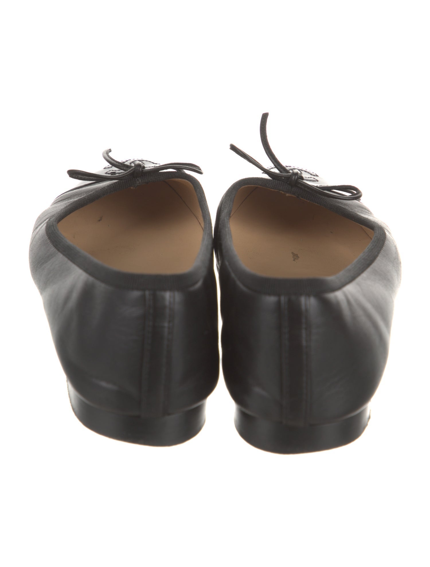 Chanel Interlocking CC Logo Leather Ballet Flats